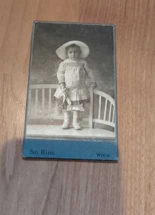 Vintage CDV child in studio, condition: Good, £7.50, £8.58 includes Buyer Protection Pro