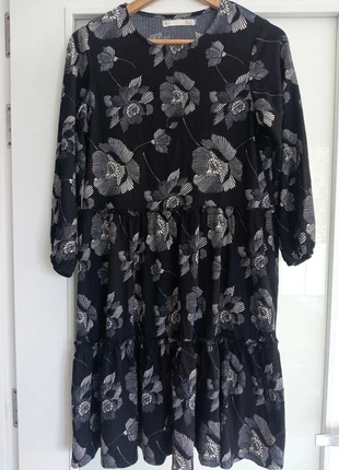 Vestido de manga 3/4 con estampado floral, marque: Sfera Casual, état: Très bon état, taille: M / 38 / 10, 8,00 €, 9,10 € Protection acheteurs incluse