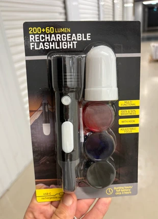 Oplaadbare LED zaklamp – USB-C, 200 + 60 lumen, merk: onbekend, staat: Nieuw met prijskaartje, € 4,99, € 5,94 inclusief Kopersbescherming Pro