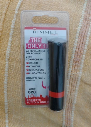 Rossetto Rosso "Rimmel" The Only One - Call me Crazy - Geranio 620, marca: Rimmel, estado: Nuevo con etiquetas, 5,00 €, 5,95 € Protección al comprador incluida