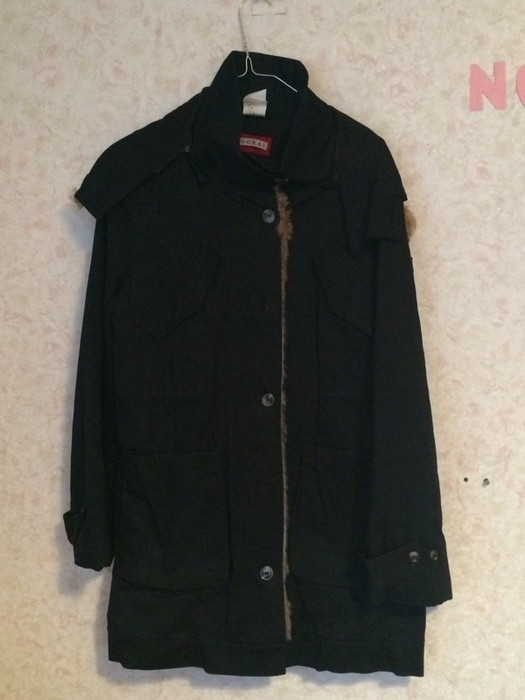 Manteau noir a capuche pour l'hiver taille 36 5