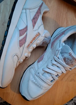 Reebok sneakers, marque: Reebok, état: Très bon état, taille: 37.5, 7,50 €, 8,58 € Protection acheteurs incluse