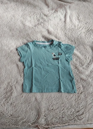 T-shirt 6-12 mois, merk: Lupilu, staat: Heel goed, maat: 6-9 maanden / 68 cm, € 1,00, € 1,75 inclusief Kopersbescherming