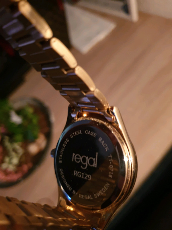 Ruïneren Lezen deugd Regal Dames Horloge met Armband! - Vinted