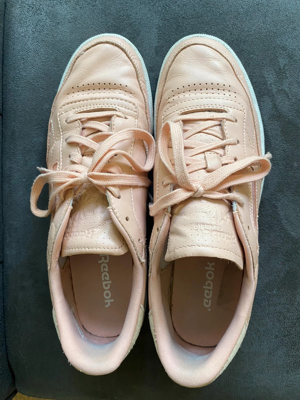 Roze Reebok sneakers Vinted