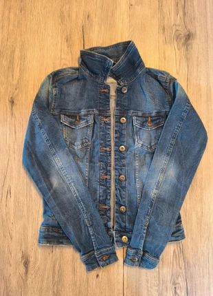 Veste en jean : EDC by esprit taille extra Small, marque: EDC by Esprit, état: Très bon état, taille: XS / 34 / 6, 7,00 €, 8,05 € Protection acheteurs incluse