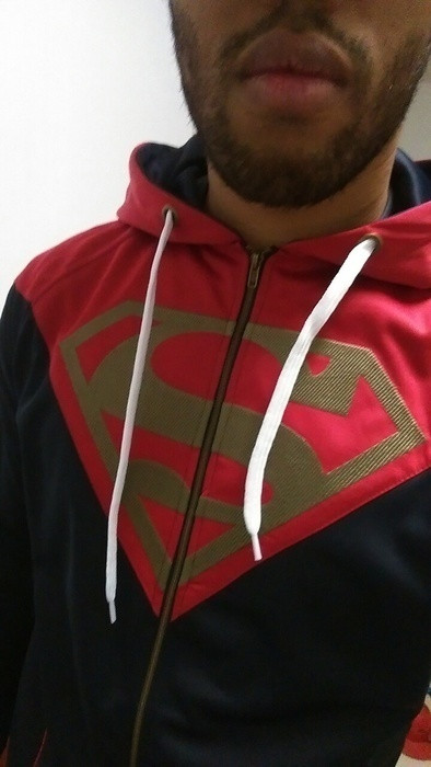 Pull à capuche superman Taille M rare 3