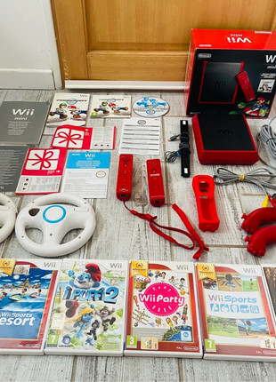 Console Nintendo Wii Mini Rouge Pack Mario Kart 2 Volants + 2 Manettes + 7 Jeux Complet Fonctionnel, marque: Nintendo, état: Très bon état, 95,00 €, 100,45 € Protection acheteurs incluse