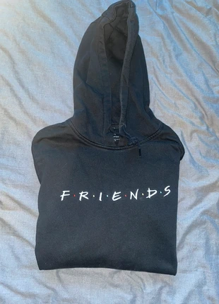 Sweat Friends noir , marke: Citadium, zustand: Sehr gut, größe: S, 26,00 €, 28,00 € inklusive Vinted-Käuferschutz
