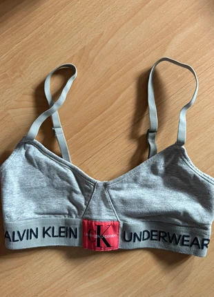 Brassière Calvin Klein, brand: Calvin Klein, condition: New without tags, size: S, €14.00, €15.40 includes Buyer Protection