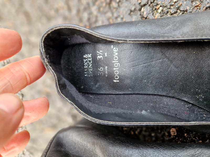 M and s footglove deals