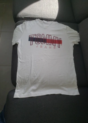 Tee-shirts Tommy jeans, brand: Tommy Jeans, condition: Very good, size: XS, €6.00, €7.00 includes Buyer Protection