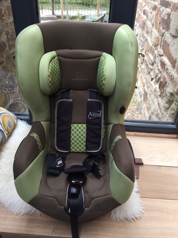 Siège auto bébé confort axiss pivotant kaki et vert