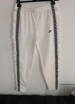 Jogging Nike, marca: Nike, estado: Muito bom, tamanho: S / 36 / 8, €10.00, €11.20 inclui Proteção do Comprador