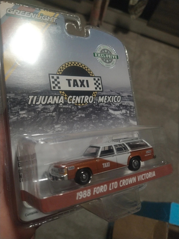 Ltd crown victoria 1988 taxi tijuana 2