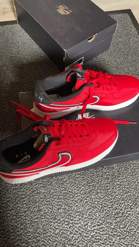 Nike air force one tissus rouge Vinted