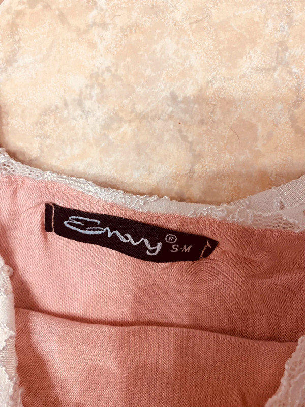 Envy csipke ruha S-M 4