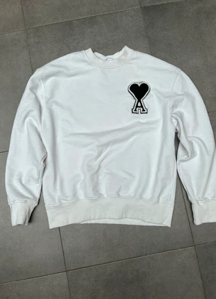 Witte trui van AMI paris, marca: Puma x AMI, estado: Novo sem etiquetas, tamanho: M, €62.00, €65.80 inclui Proteção do Comprador