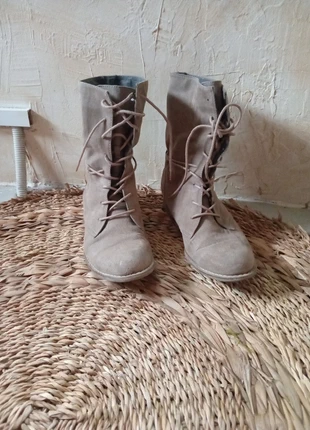 Bottine chaude beige 2 articles achetés 1 offert, marque: Stradivarius, état: Neuf sans étiquette, taille: 38, 4,00 €, 4,90 € Protection acheteurs incluse