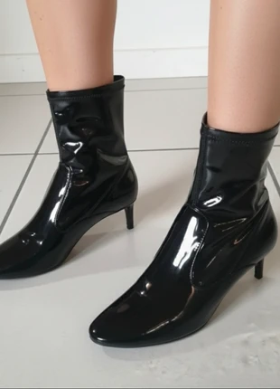 Stivaletti nuovi neri Zara tacco basso, marke: Zara, zustand: Neu, größe: 39, 18,00 €, 19,60 € inklusive Vinted-Käuferschutz