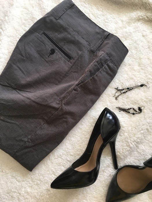 pantalon chino noir et gris 1