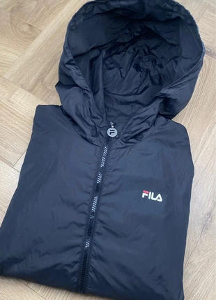 Veste FILA coupe vent vintage Y2K, marque: FILA, état: Très bon état, taille: M, 29,00 €, 31,15 € Protection acheteurs incluse