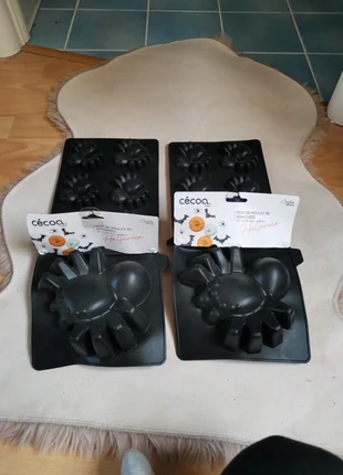 Dúo moules, merk: Cocöa, staat: Heel goed, € 6,00, € 7,00 inclusief Kopersbescherming