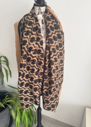 Grand Châle / Écharpe Oversize Motif Géométrique Noir & Camel (Viscose & Laine), marque: Elena tess, état: Neuf avec étiquette, 7,00 €, 8,05 € Protection acheteurs incluse