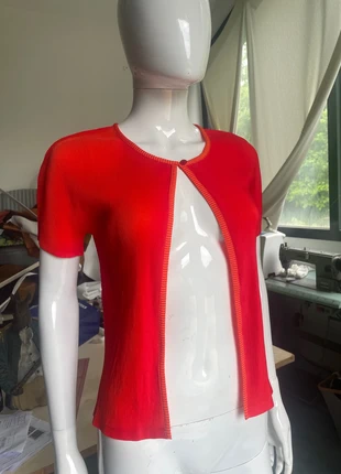 Boléros issey miake, merk: Pleats Please Issey Miyake, staat: Nieuw zonder prijskaartje, maat: S / 36 / 8, € 70,00, € 74,20 inclusief Kopersbescherming