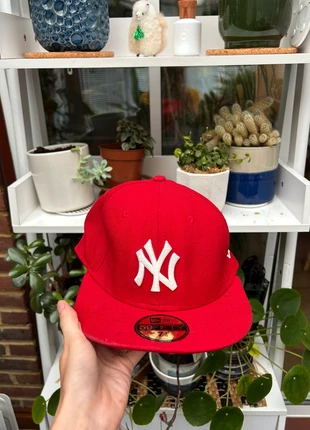 Red Yankees snap back baseball cap, brand: New York Yankees, condition: Satisfactory, size: UK 7 1/8, £4.00, £4.90 includes Buyer Protection