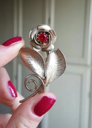 Spilla vintgage rosa con cristallirisos , estado: Novo sem etiquetas, €18.00, €19.60 inclui Proteção do Comprador