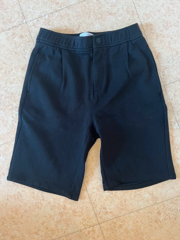 Short zara11/12 ans