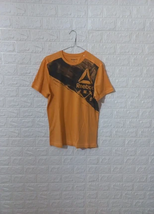 T-shirt Reebok, brand: Reebok, condizioni: Ottime, taglia: S, €8.00, €9.10 include la Protezione acquisti