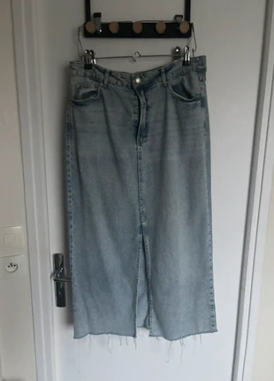 Jupe jean 100% coton Bershka, marque: Bershka, état: Très bon état, taille: XL / 42 / 14, 9,00 €, 10,15 € Protection acheteurs incluse