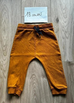 Jogging Pantalon Kiabi Garçon - 18 mois, merk: Kiabi, staat: Heel goed, maat: 12-18 maanden / 80 cm, € 2,50, € 3,33 inclusief Kopersbescherming