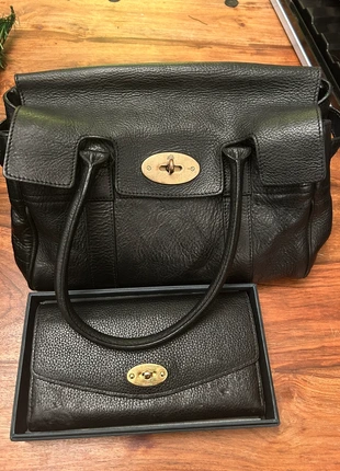 Mulberry Bayswater and matching purse, brand: Mulberry, condition: Good, €450.00, €473.20 includes Buyer Protection