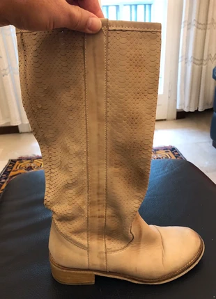 Stivale con lavorazione traforata, marke: Novita, zustand: Gut, größe: 38, 12,00 €, 13,30 € inklusive Vinted-Käuferschutz