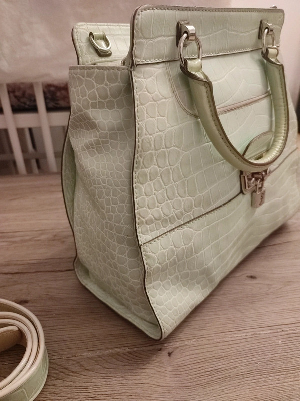 Sac bandoulière Guess + ceinture OFFERT 5