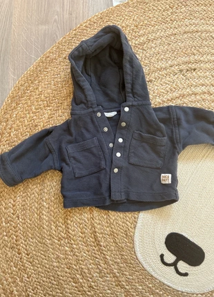 Veste à capuche, merk: Vertbaudet, staat: Heel goed, maat: 3-6 maanden / 62 cm, € 5,00, € 5,95 inclusief Kopersbescherming