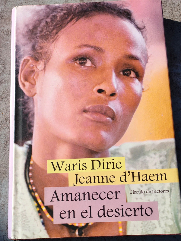 Waris Dirie: Amanecer en el desierto - Vinted