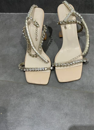 Sandales à talons , état: Très bon état, taille: 37, 15,00 €, 16,45 € Protection acheteurs incluse