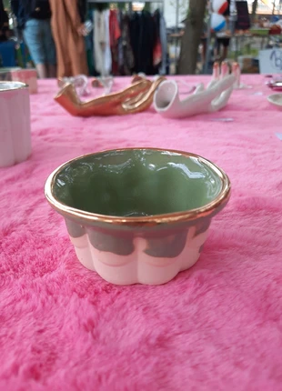 Handmade green and gold porcelain trinket bowl, brand: Handmade, condizioni: Nuovo senza cartellino, €10.00, €11.20 include la Protezione acquisti
