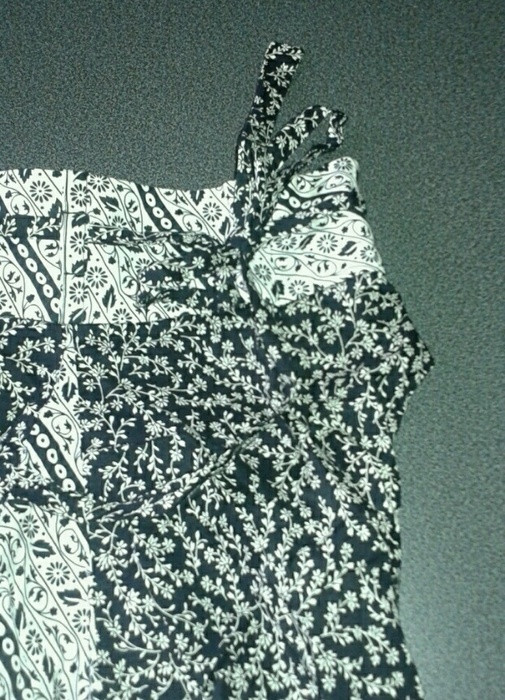 Jupe noire et blanche à motifs 2