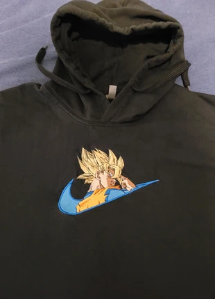 Sweat capuche brodé nike/ dragon ball z, merk: Kariban, staat: Nieuw zonder prijskaartje, maat: XXL, € 35,00, € 37,45 inclusief Kopersbescherming