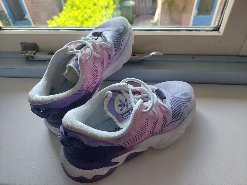 Purple sneaker 1