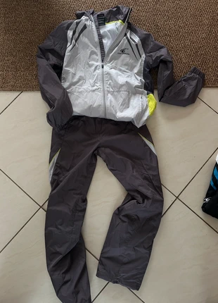 Ensemble survêtement Xxs, merk: Cornilleau, staat: Nieuw met prijskaartje, maat: XS, € 8,00, € 9,10 inclusief Kopersbescherming