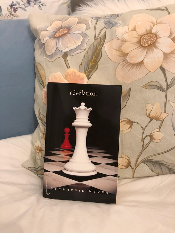 Livre : Twilight Révélation (Tome 4) de Stephenie Meyer