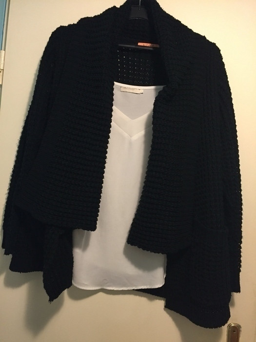 Grosse veste en laine noire 1