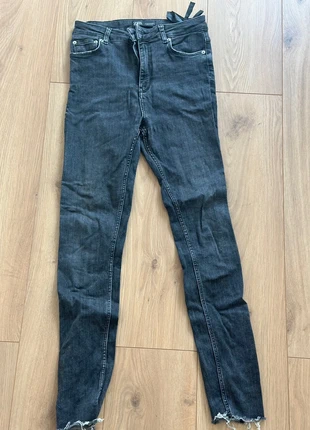 Jean Skinny Taille Haute Zara | Zara High-Waisted Skinny Jeans, brand: Zara, condition: Very good, size: M / 38 / 10, €5.00, €5.95 includes Buyer Protection