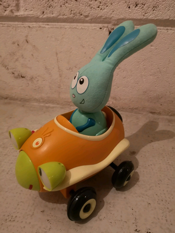 Voiture + lapin - Vinted